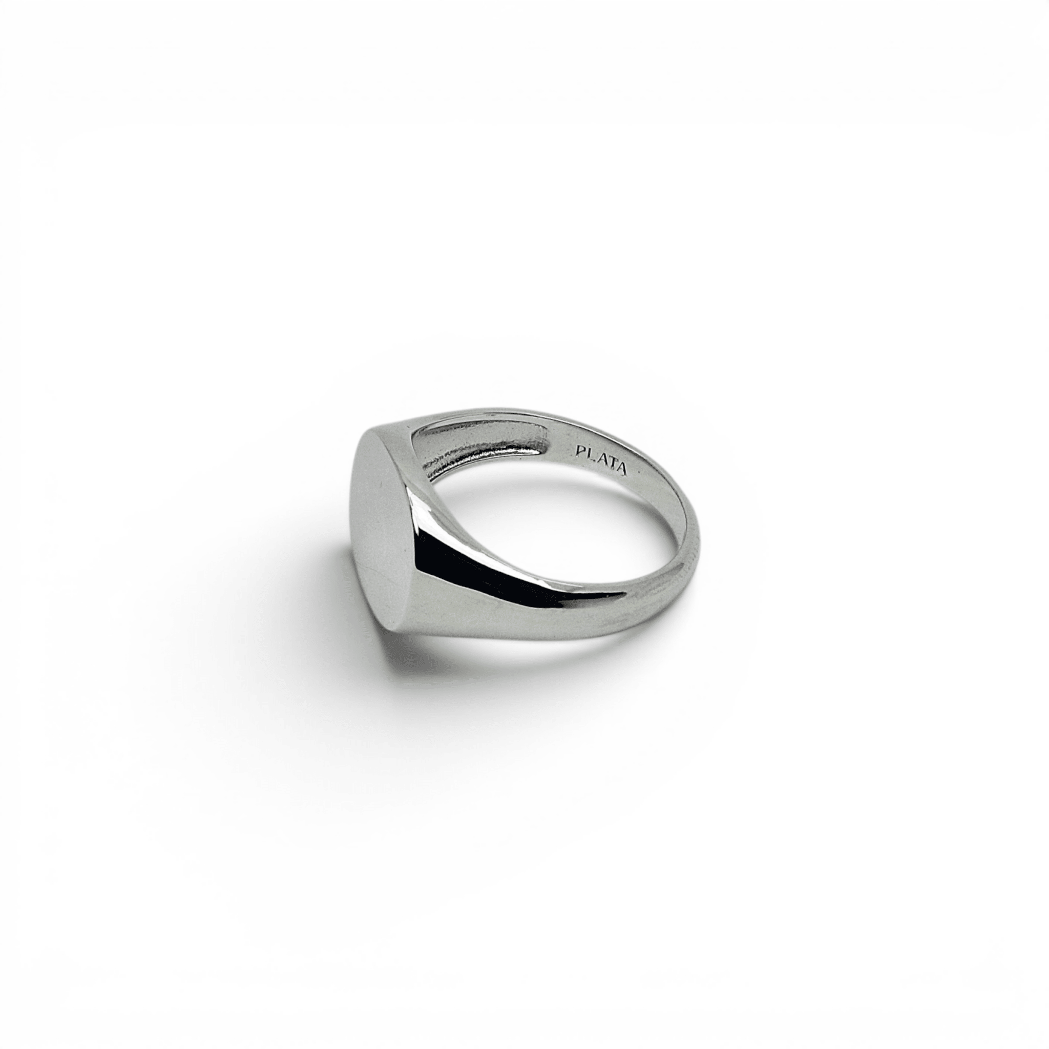 Classic Oval Signet Ring - PLATA