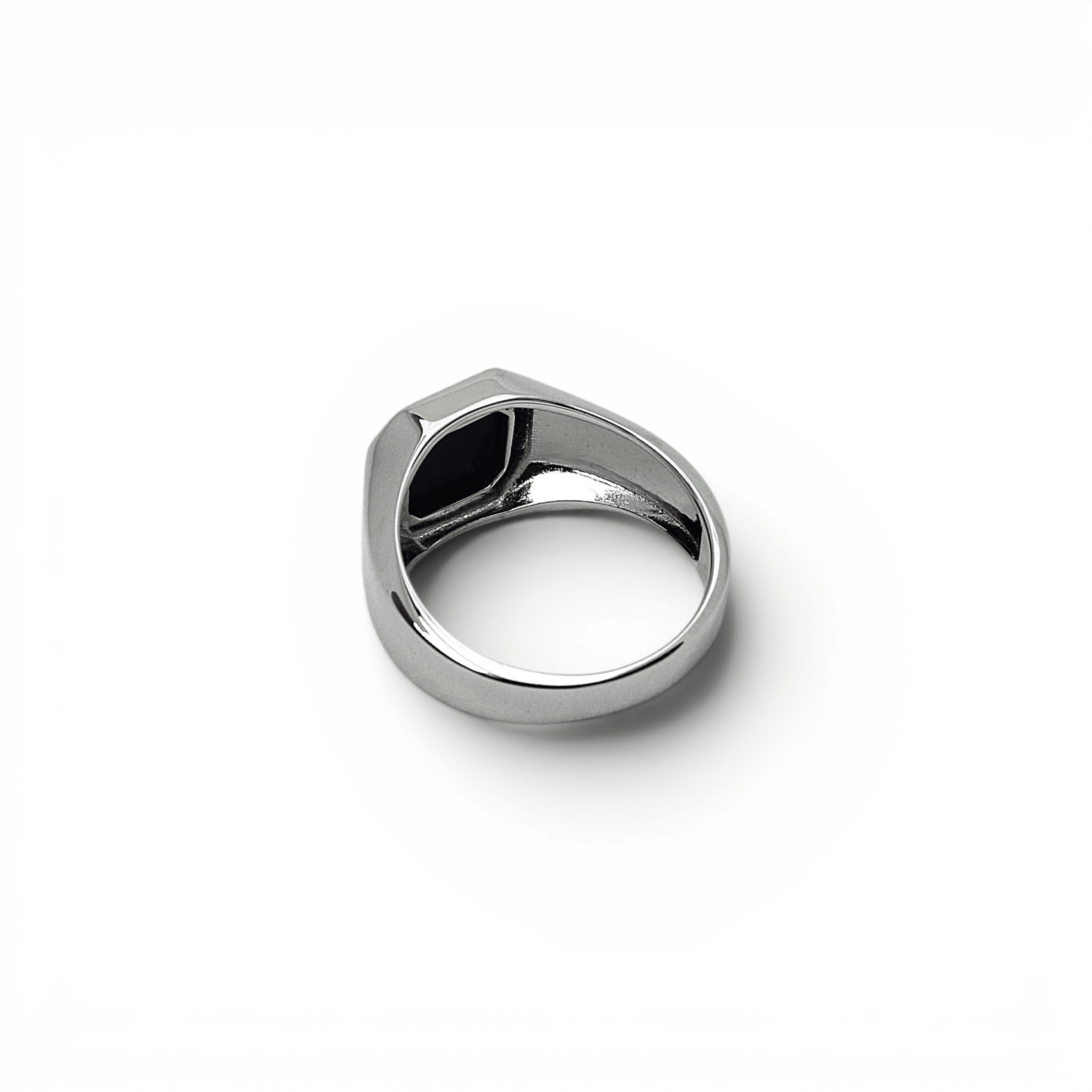 Onyx Signet Ring - PLATA